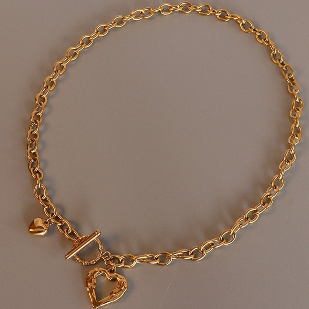 Heart Pendant Necklace - Picture 4 of 4